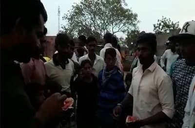 नांदगावमध्ये टरबूज खाल्ल्याने 45 जणांना विषबाधा