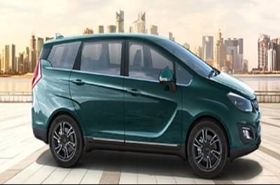 पेट्रोल इंजिनसह या चार कार लाँच होणार