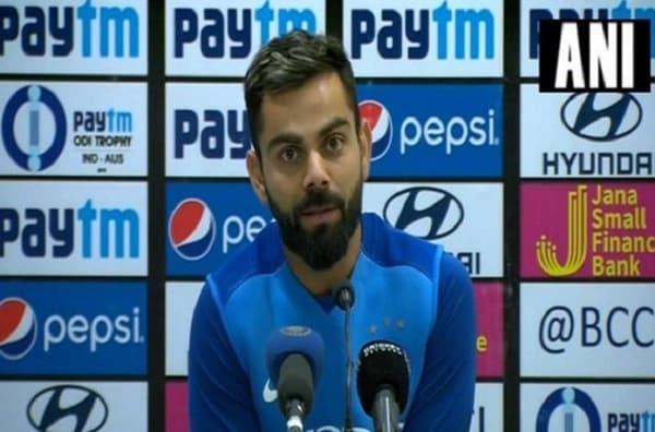 IndvsPak : बाबरची दांडी उडवणाऱ्या कुलदीपवर विराट फिदा, मॅचनंतर म्हणाला...