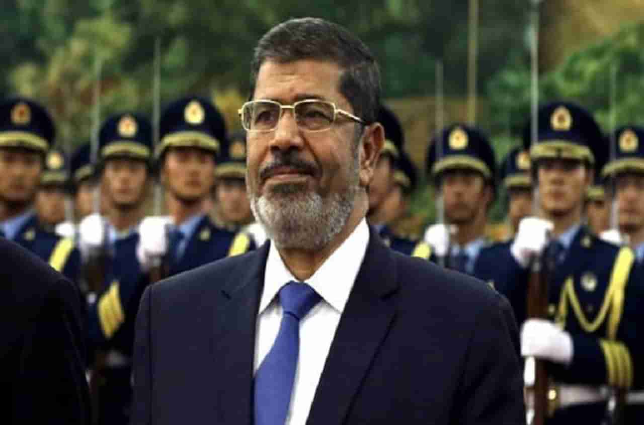 इजिप्तचे माजी राष्ट्राध्यक्ष न्यायालयातच पडले, जागेवर मृत्यू