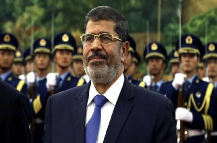 इजिप्तचे माजी राष्ट्राध्यक्ष न्यायालयातच पडले, जागेवर मृत्यू