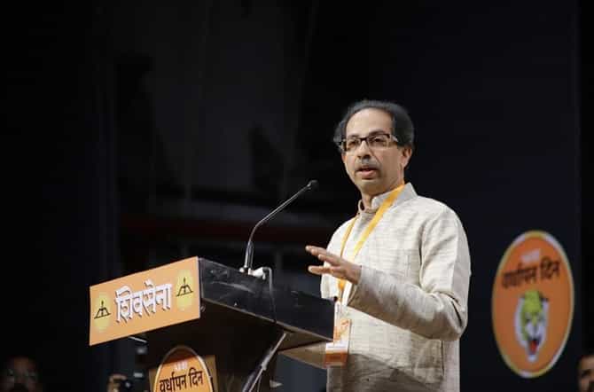 मुख्यमंत्रीपदाबाबत अमित शाहांशी बोललोय, इतरांनी नाक खुपसू नये : उद्धव ठाकरे