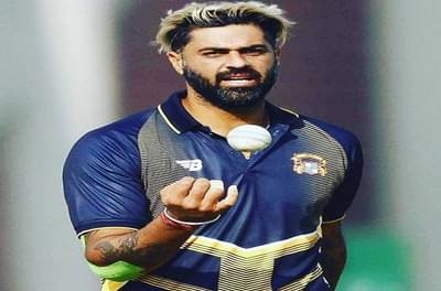 एकीकडे विश्वचषकाची धामधूम, दुसरीकडे भारताच्या वेगवान गोलंदाजाचा क्रिकेटला अलविदा