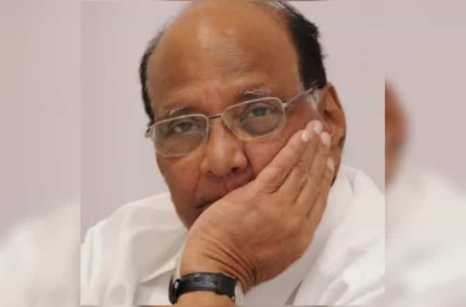 शरद पवारांच्या नेतृत्वाखाली बैठक, कार्यालयाबाहेर राष्ट्रवादीच्या कार्यकर्त्यांची हाणामारी