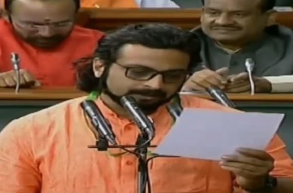 रायगडला पुन्हा राजधानीचा दर्जा द्या, अमोल कोल्हेंची लोकसभेत गर्जना