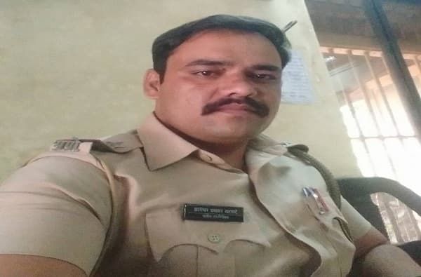 इंग्लंड वि. ऑस्ट्रेलिया सामन्यावर सट्टा, मुंबईत PSI ला रंगेहात अटक