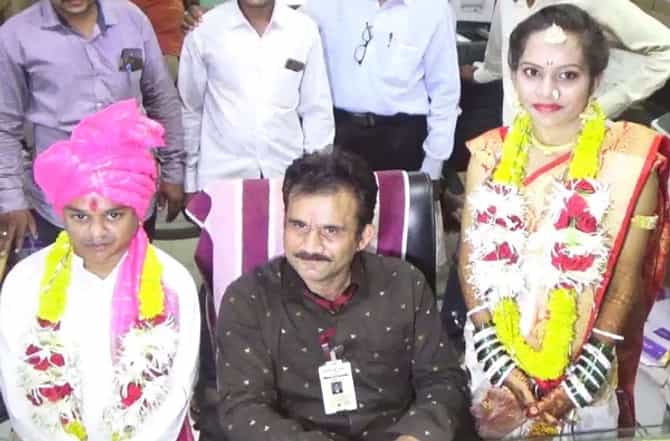 ‘चला हवा येऊ द्या’ फेम अंकुर वाढवेचा साध्या पध्दतीने विवाह