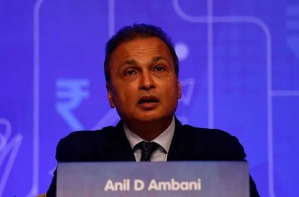 अनिल अंबानींच्या कंपन्यांचे 3 बँक खाते फ्रॉड, परिस्थिती जैसे थे ठेवण्याचे दिल्ली उच्च न्यायालयाचे आदेश