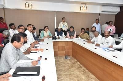 शेतकऱ्यांच्या पाण्यासाठी मराठवाड्यातले सर्वपक्षीय आमदार एकवटले