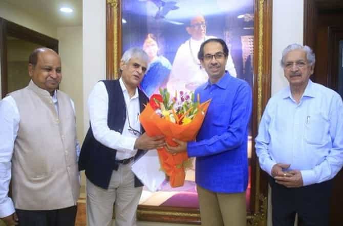 ज्येष्ठ पत्रकार पी साईनाथ मातोश्रीवर, उद्धव ठाकरे यांची भेट