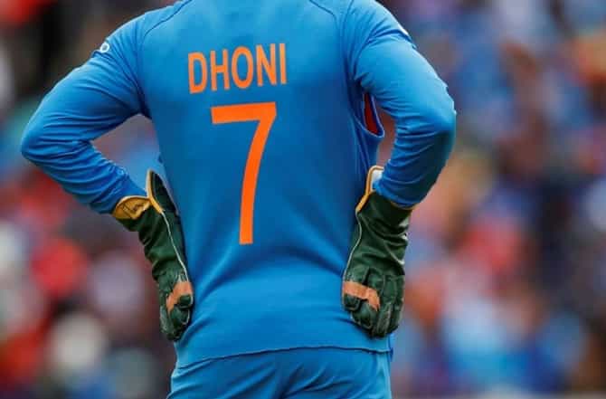 ... म्हणून जगातल्या सर्वोत्कृष्ट यष्टीरक्षकानेही धोनीचे आभार मानले