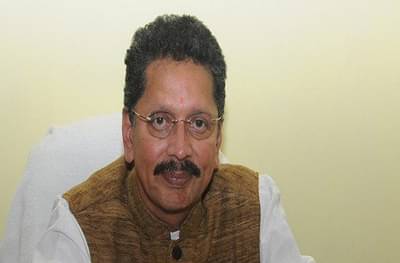 ... तर आज तीनही राणे जेलमध्ये असते, दीपक केसरकरांचा पलटवार