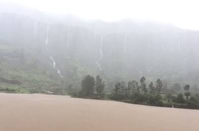 गोदावरीला पूर, नागरिकांना सतर्कतेचा इशारा