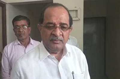 शेतकरी आत्महत्येस सरकारच्या फसव्या घोषणा जबाबदार : राधाकृष्ण विखे