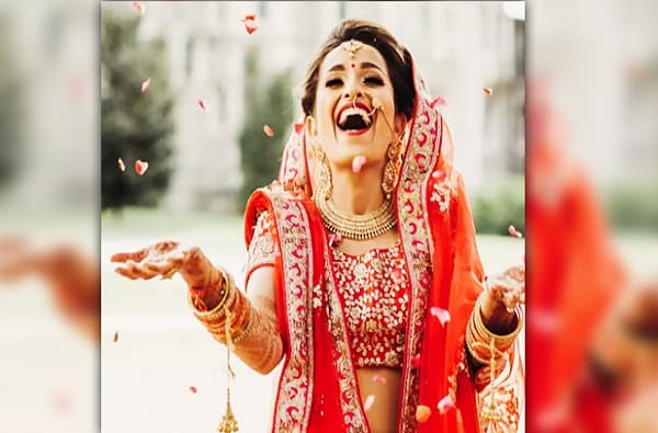 अविवाहित मुलींना मोबाईल बंदी, आंतरजातीय लग्न केल्यास पालकांना दंड, ठाकोरांचा फतवा