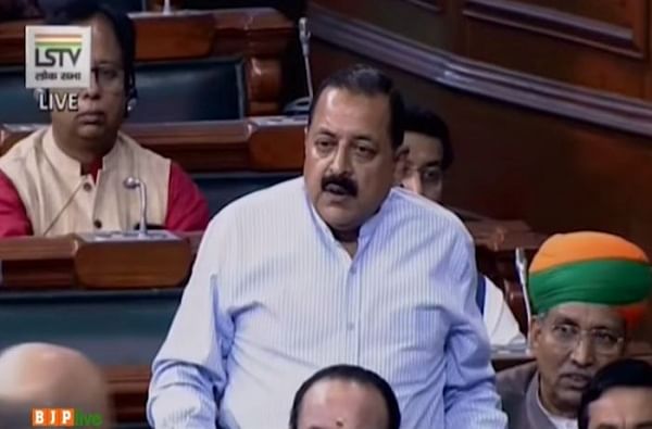 सरकारी नोकऱ्यात SC-ST चं प्रतिनिधित्व दिलेल्या आरक्षणापेक्षाही जास्त सरकारी नोकऱ्यात SC-ST चं प्रतिनिधित्व दिलेल्या आरक्षणापेक्षाही जास्त