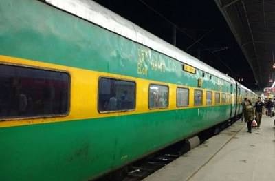 लालूंची गरीबरथ एक्स्प्रेस मोदी सरकार रोखणार!