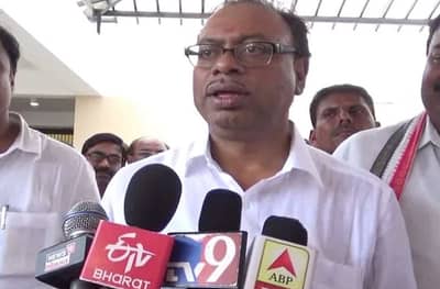 राष्ट्रवादी शरद पवारांपुरती मर्यादित, तर अध्यक्ष नसलेल्या काँग्रेसची स्थिती हास्यास्पद : चंद्रशेखर बावनकुळे