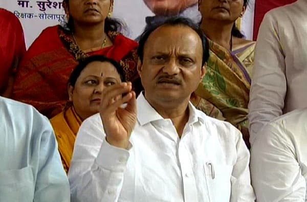 शिवस्वराज्य यात्रा सोडून अजित पवार मुंबईत, जामिनासाठी सुप्रीम कोर्टात धाव
