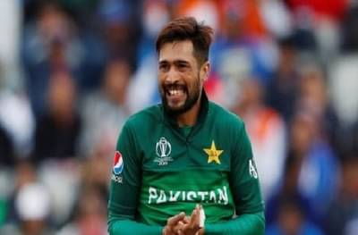 पाकिस्तानचा वेगवान गोलंदाज मोहम्मद आमीरची तडकाफडकी निवृत्ती