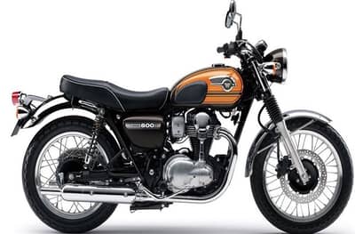 तब्बल 800cc इंजिन, कावासाकीची नवी बाईक भारतात लाँच