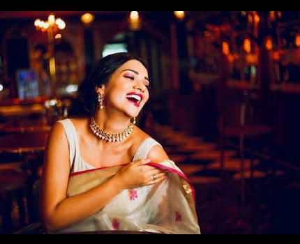 छोट्या पडद्यावर अत्यंत पारंपरिक वेशात दिसणारी अभिनेत्री मेघा गुप्ता (megha gupta) तुम्हाला तिच्या नव्या लूकमध्ये ओळखायलाही येणार नाही. (फोटो : इंस्टाग्राम)