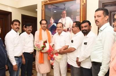 जुना शिवसैनिक पुन्हा मातोश्रीवर, येवल्यात छगन भुजबळांना शिवेसना घेरणार