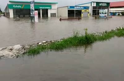 Kolhapur Rain | कोल्हापुरात पावसाचा हाहा:कार, आधीच महापूर, त्यात राधानगरीचे दरवाजे उघडले