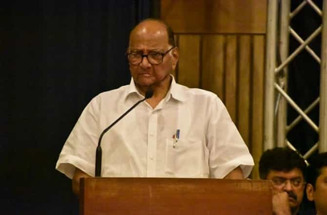 Article 370 : अब्दुल्ला आणि मुफ्ती यांना विश्वासात घ्यायला हवं होतं : शरद पवार