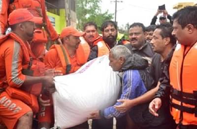 पूरग्रस्त भागात पाणी शुद्धीकरणासाठी 1 कोटी क्लोरीनच्या गोळ्या