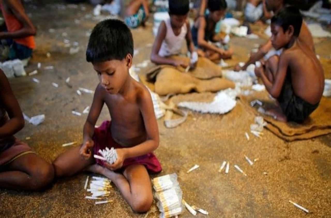 पुण्यात शालाबाह्य विद्यार्थ्यांची संख्या वाढली, जिल्ह्यात बालमजुरी वाढण्याचा धोका!