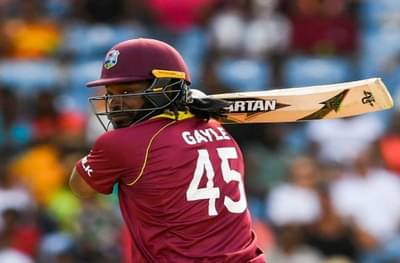 ....म्हणून युनिव्हर्स बॉस ख्रिस गेल अजून मैदानात उतरला नाही, कोच अनिल कुबंळेचा खुलासा