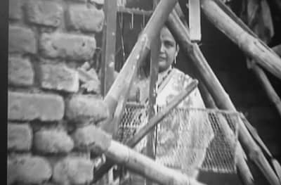 VIDEO : मी पुरातली बाई बोलतेय...