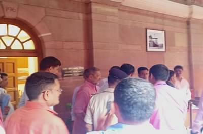 पूरस्थितीवर चर्चेसाठी नाना दिल्लीत, अमित शाहांचीही भेट