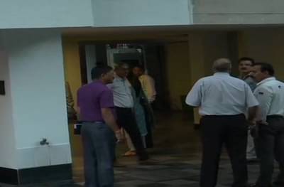 अटकेची टांगती तलवार, सीबीआय टीम थेट पी. चिदंबरम यांच्या घरात