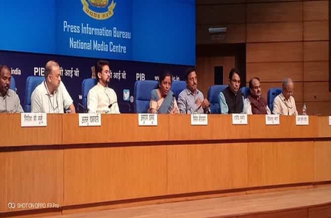 आर्थिक मंदी : समाजातील प्रत्येक घटकासाठी 10 मोठे निर्णय जाहीर