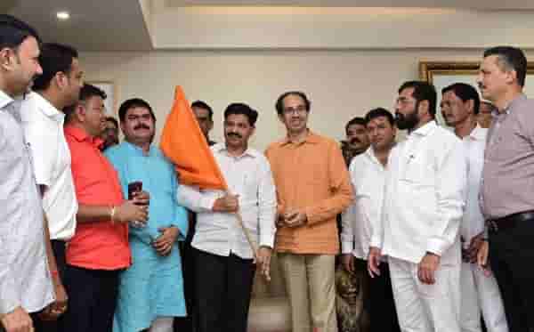 बहुजन विकास आघाडीला मोठा धक्का, आमदार विलास तरेंचा शिवसेनेत प्रवेश