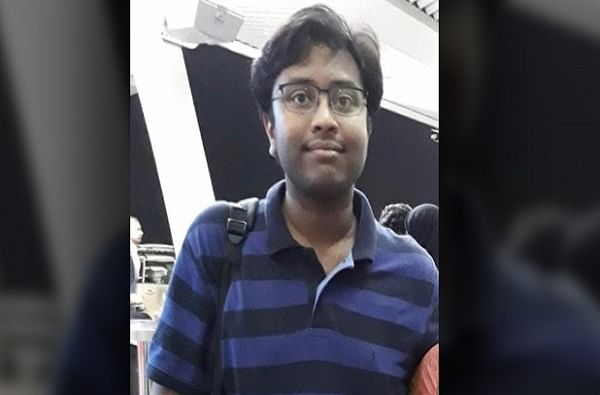 युकेमध्ये अभ्यासासाठी गेलेल्या भाजप नेत्याचा मुलगा बेपत्ता युकेमध्ये अभ्यासासाठी गेलेल्या भाजप नेत्याचा मुलगा बेपत्ता