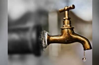 देशातील 70 टक्के प्लंबर या जिल्ह्यातून येतात, वर्षाला 30 लाख कमाई