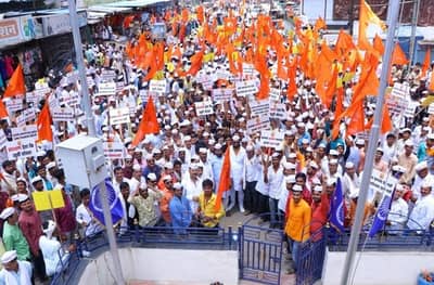 नोकरीत 100 पैकी फक्त 2 जागा, वंजारी समाजही आरक्षणासाठी रस्त्यावर