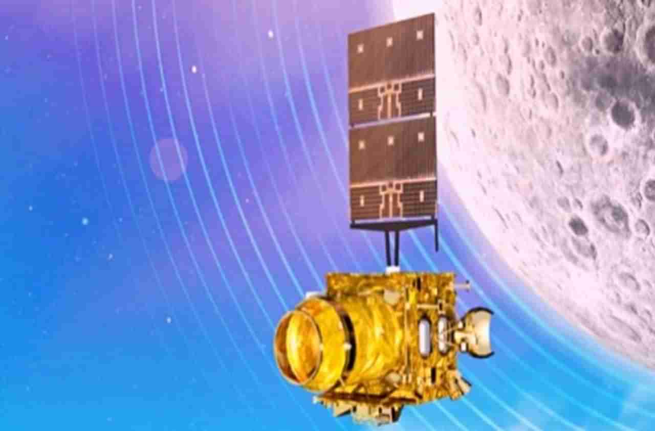 Mission Chandrayaan 2 : एक वर्षापर्यंत चंद्राचे फोटो ऑर्बिटर पाठवणार