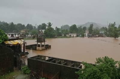 तेलंगणातील धरणाचे 84 दरवाजे उघडल्याने गडचिरोलीत हाहाःकार