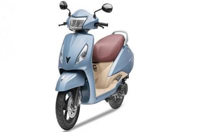 मोबाईलशी कनेक्ट होणारी TVS ज्युपिटर लाँच, किंमत फक्त 252 रुपयांनी वाढली