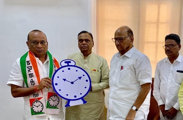 राष्ट्रवादीचा भाजपला धक्का, माजी आमदाराचा राष्ट्रवादीत प्रवेश