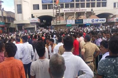 एकच वादा, अजित दादा, मुख्यमंत्र्यांनी पवार कुटुंबावर टीका करताच घोषणा