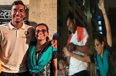 आई बेस्टमध्ये कंडक्टर, अंडर 19 आशिया चषक गाजवणाऱ्या अथर्व अंकोलेकरचं अंधेरीत जंगी स्वागत