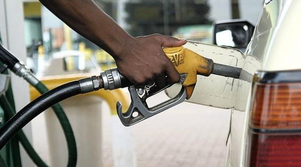Petrol Diesel Price Hike | इंधन दरवाढ 'विदाऊट ब्रेक' सुरुच, दहा दिवसात पेट्रोल-डिझेल किती महाग?