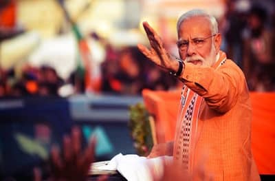 दिवाळीपूर्वी मोदी सरकारचं केंद्रीय कर्मचाऱ्यांना गिफ्ट, महागाई भत्त्यात 5 टक्के वाढ