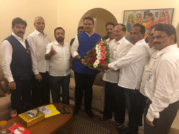 पक्षांतराची शिवसेनेलाही झळ, रत्नागिरीतील माजी आमदार भाजपच्या वाटेवर