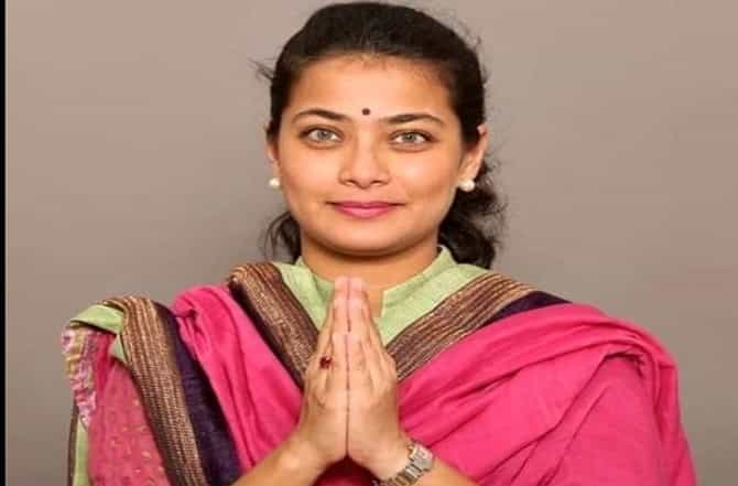 आमदार प्रणिती शिंदेंविरोधात आपचा मुस्लिम उमेदवार